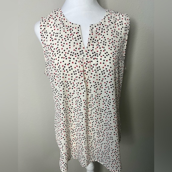 Van Heusen cream heart sleeveless v neck top size medium - Picture 7 of 10